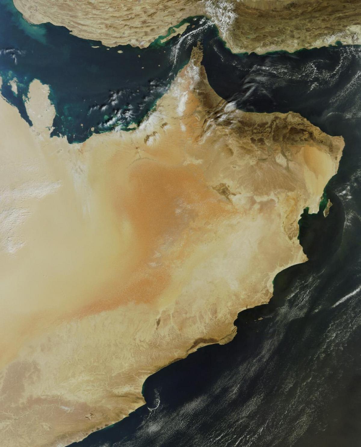 harta e Oman satelitore